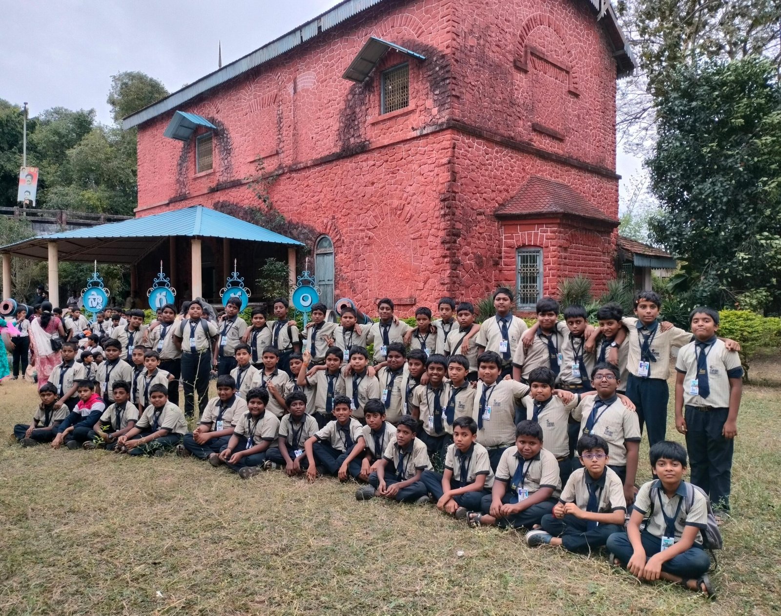 Saiteja Vidyaniketan school community